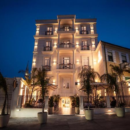 Art Gallery Boutique Hotel Дуррес Экстерьер фото