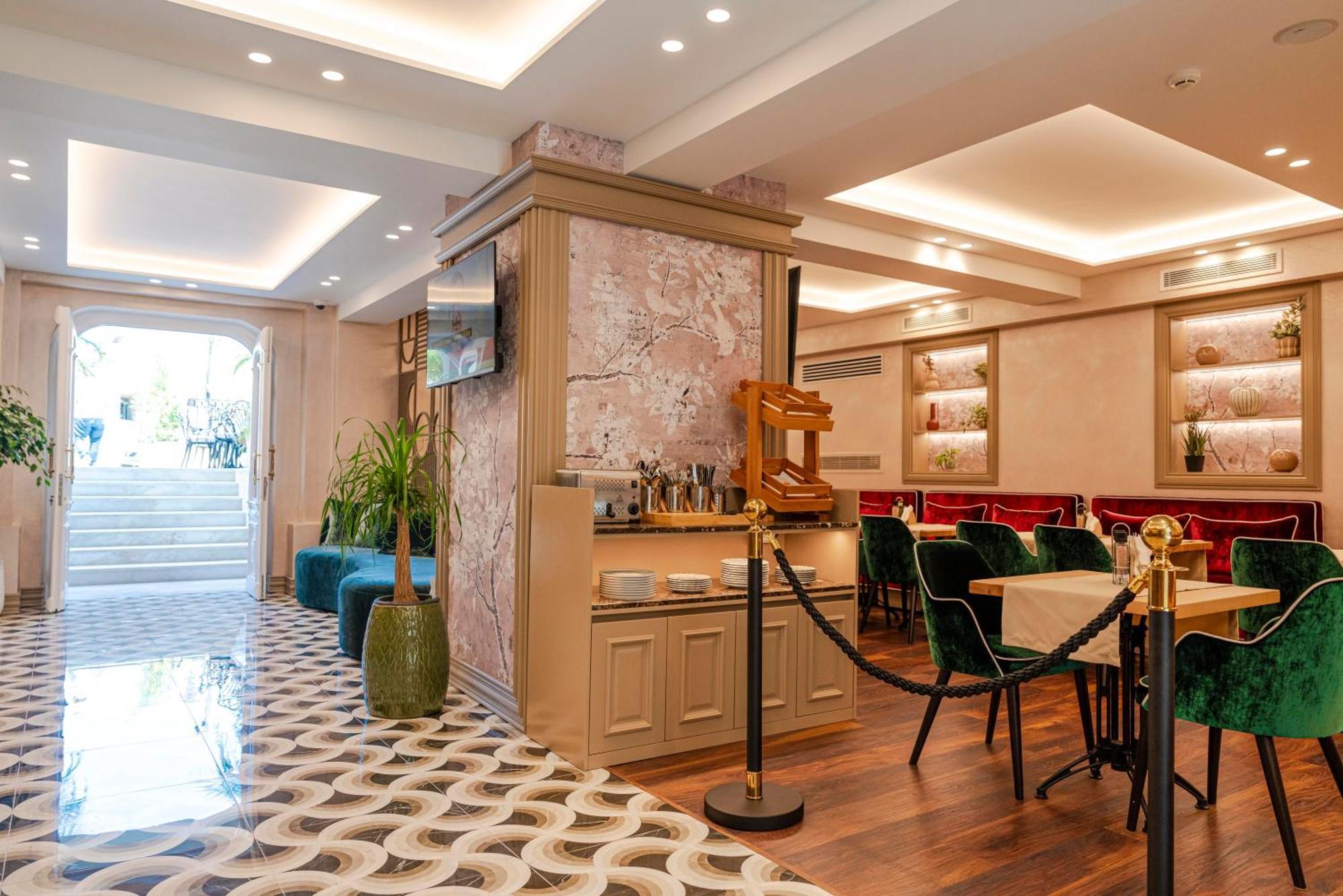 Art Gallery Boutique Hotel Дуррес Экстерьер фото