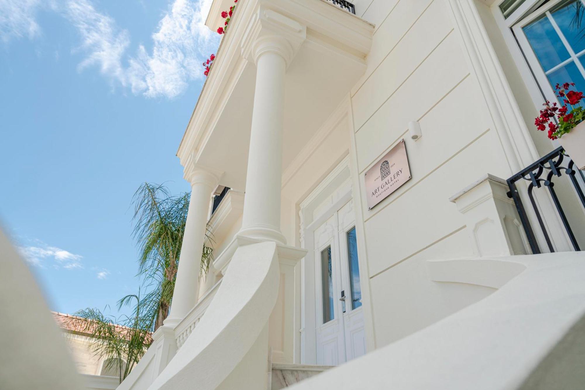 Art Gallery Boutique Hotel Дуррес Экстерьер фото