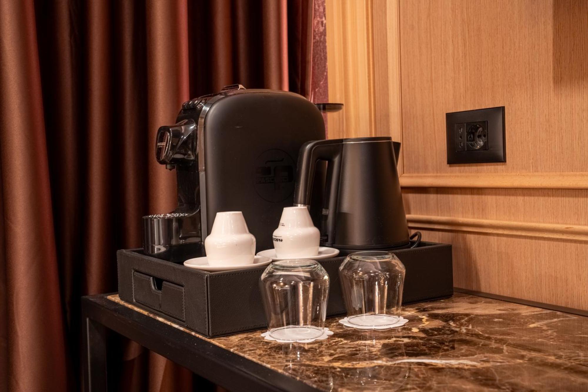 Art Gallery Boutique Hotel Дуррес Экстерьер фото