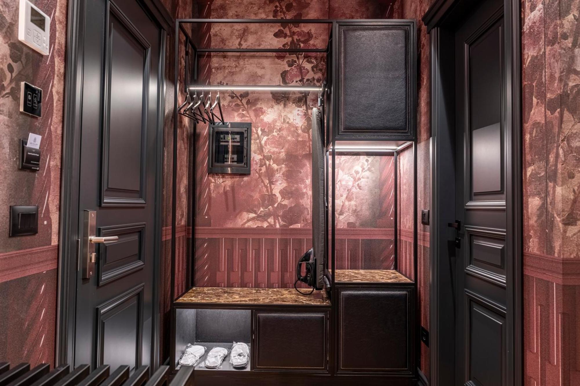 Art Gallery Boutique Hotel Дуррес Экстерьер фото